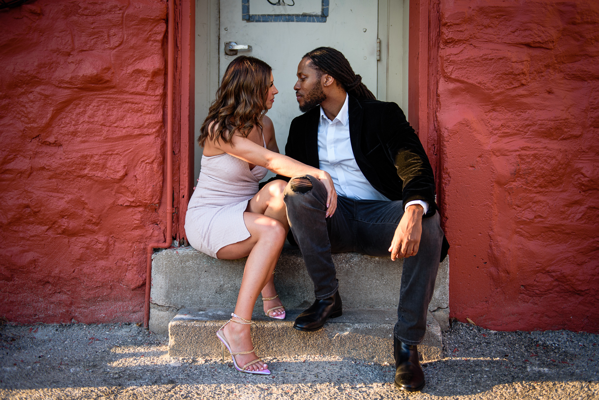 Engagement session in a downtown alley in the Columbia, Missouri downtown District.